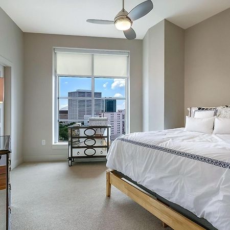 Upscale Condos And Penthouses Close To Canal And Bourbon St Nueva Orleans Exterior foto