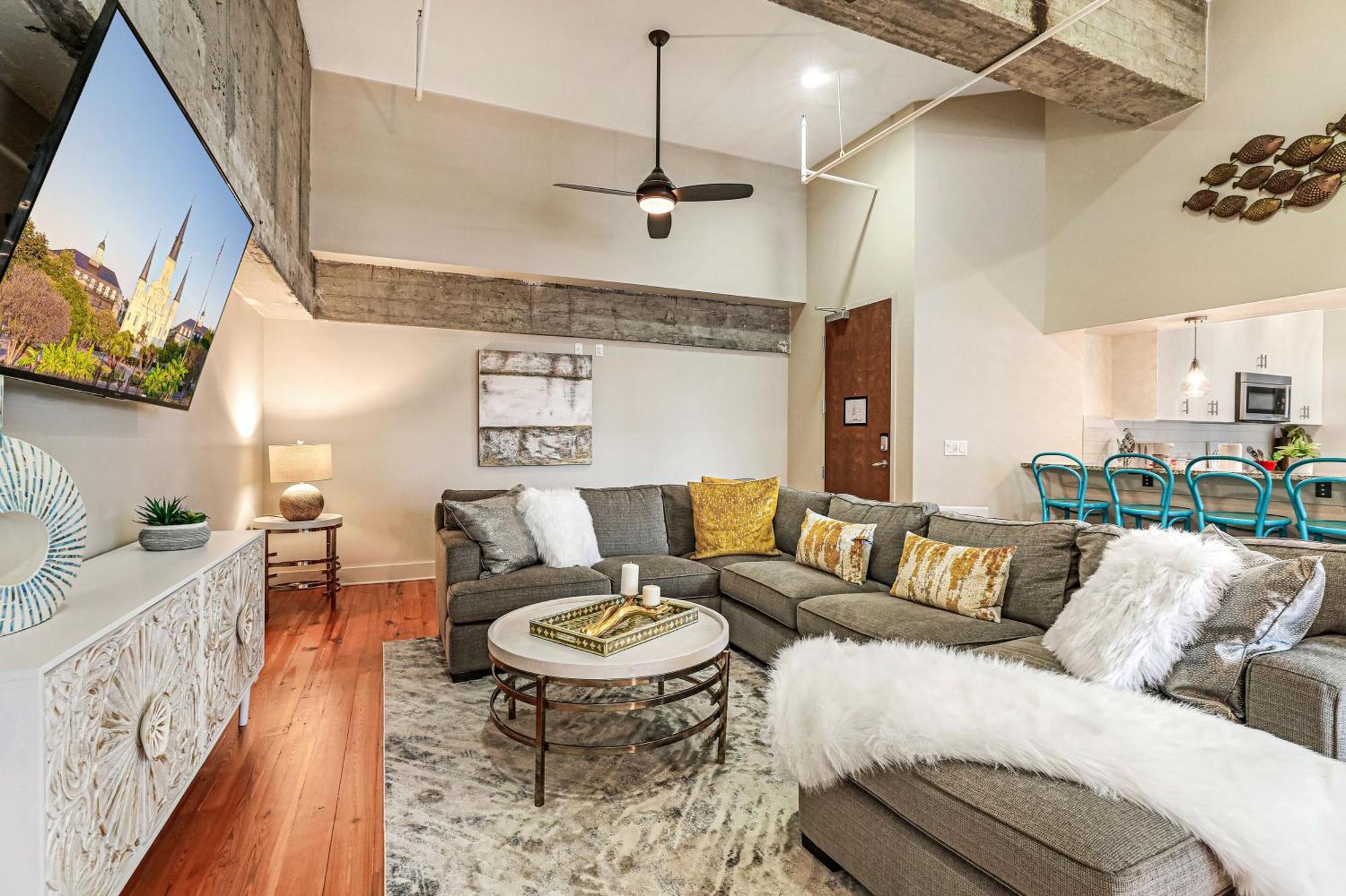 Upscale Condos And Penthouses Close To Canal And Bourbon St Nueva Orleans Exterior foto