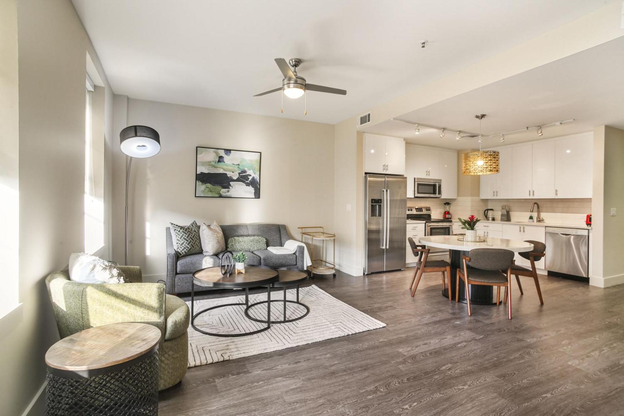 Upscale Condos And Penthouses Close To Canal And Bourbon St Nueva Orleans Exterior foto