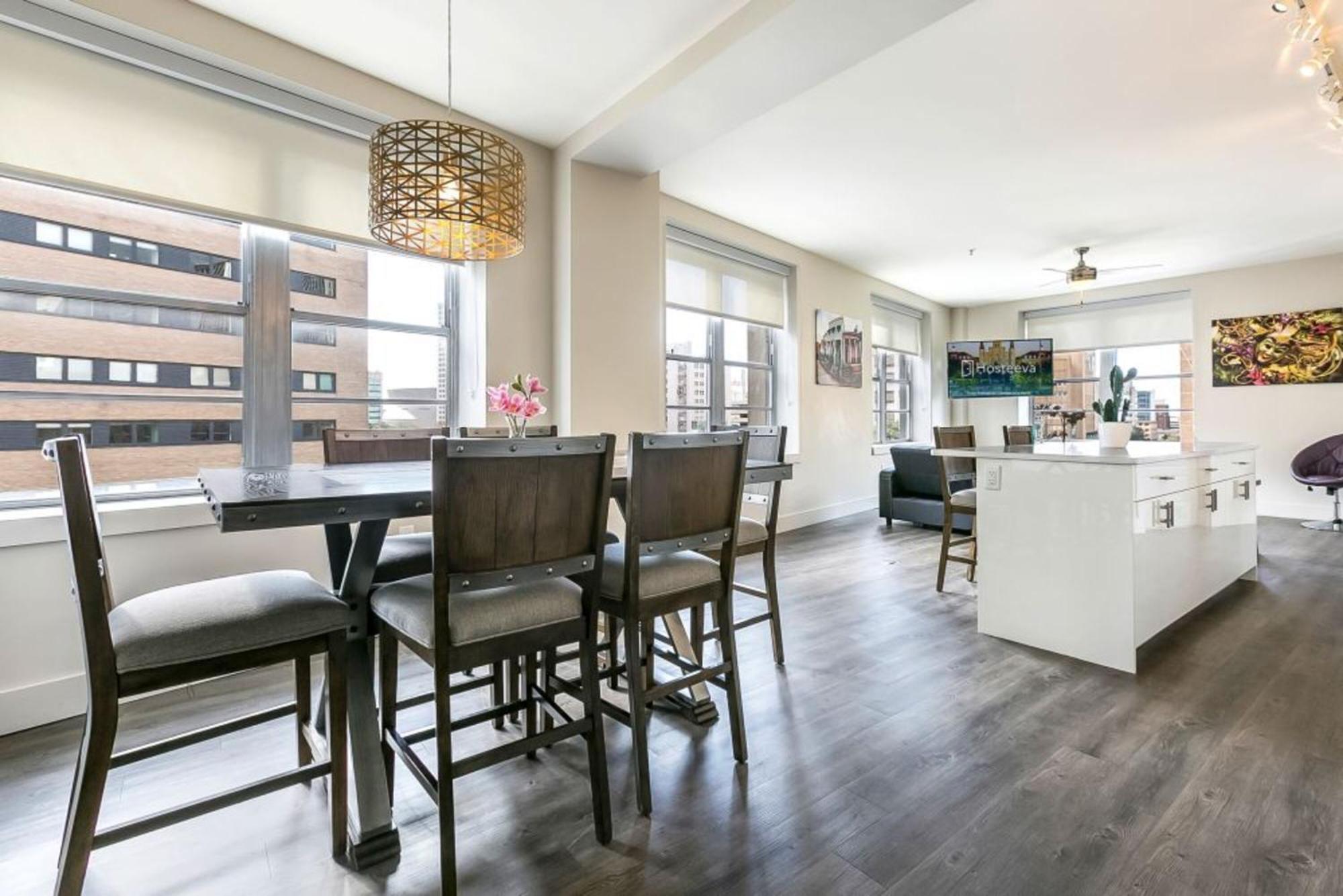 Upscale Condos And Penthouses Close To Canal And Bourbon St Nueva Orleans Exterior foto