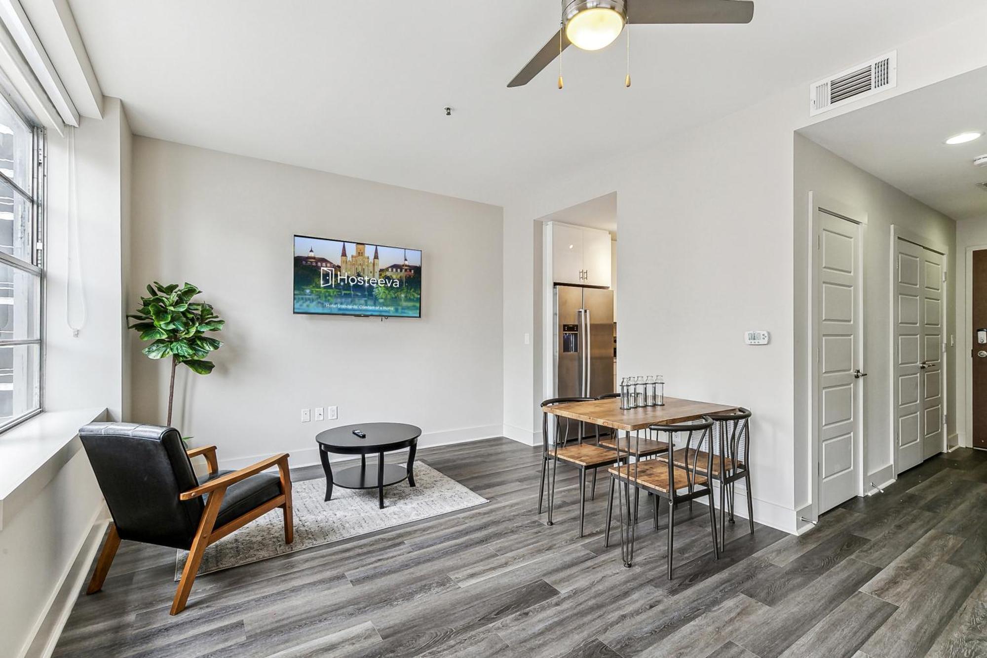 Upscale Condos And Penthouses Close To Canal And Bourbon St Nueva Orleans Exterior foto