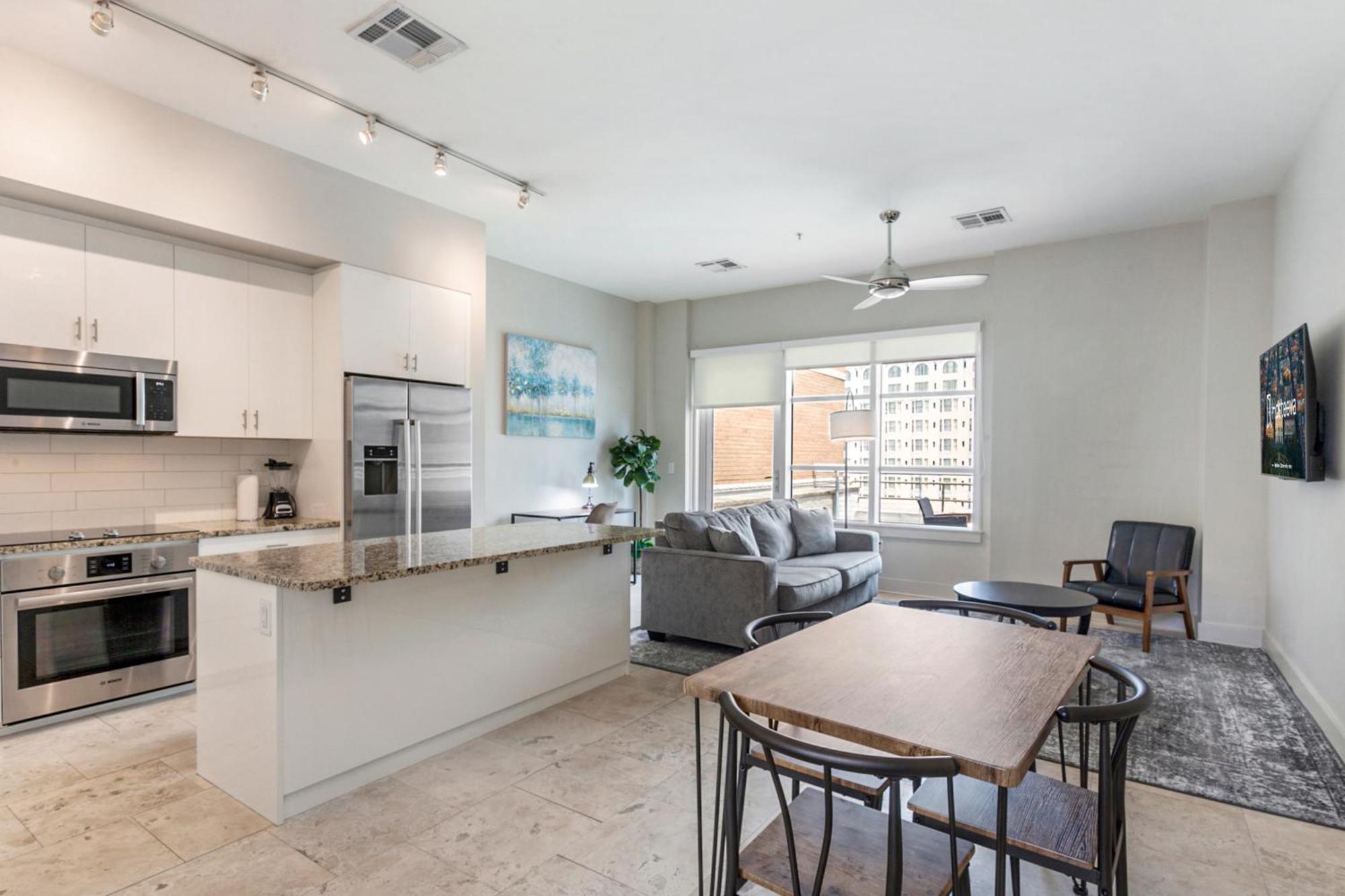 Upscale Condos And Penthouses Close To Canal And Bourbon St Nueva Orleans Exterior foto